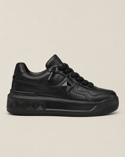 Valentino One Stud XL Black - side