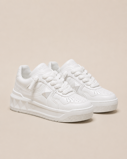 Valentino One Stud XL White - pair 3/4