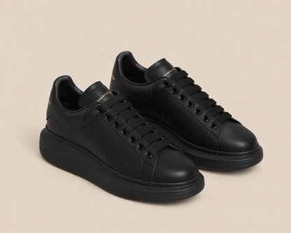 Alexander McQueen Oversized Triple Black - זוג שלוש רבע