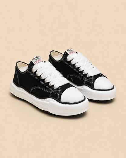 Mihara Blakey black pair 3/4