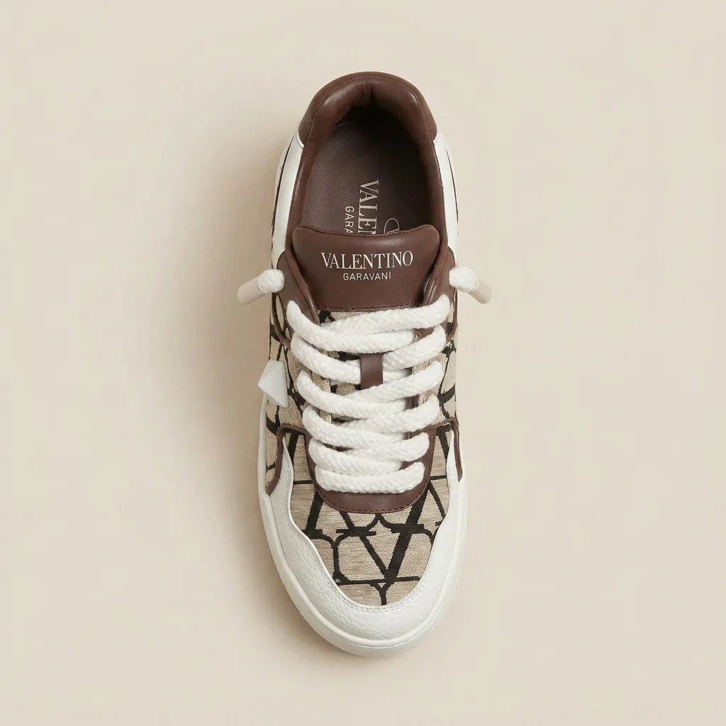 Valentino One Stud XL - מבט מלמעלה